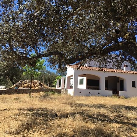 Casa Rural Monterrey Aroche Eksteriør billede
